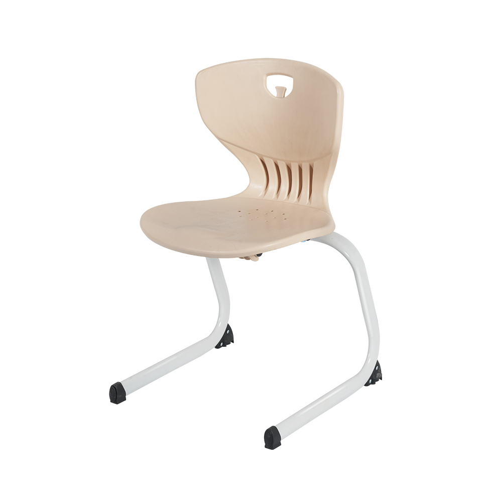 学生友好型紧凑椅配防滑脚垫